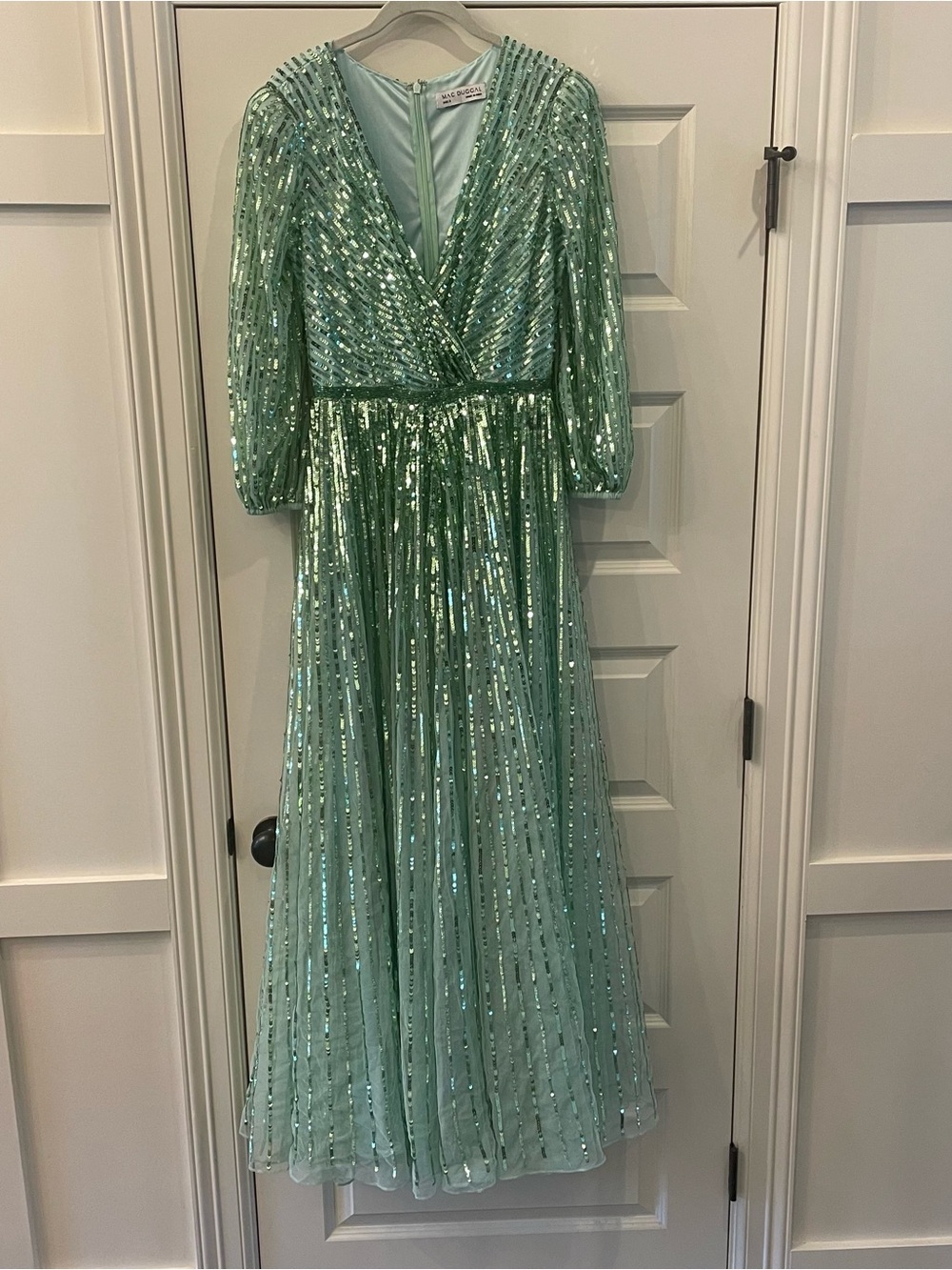 NWT Mac Duggal 5509 Sage Green Sequin V-Neck Ballgown 6 - Picture 4 of 8
